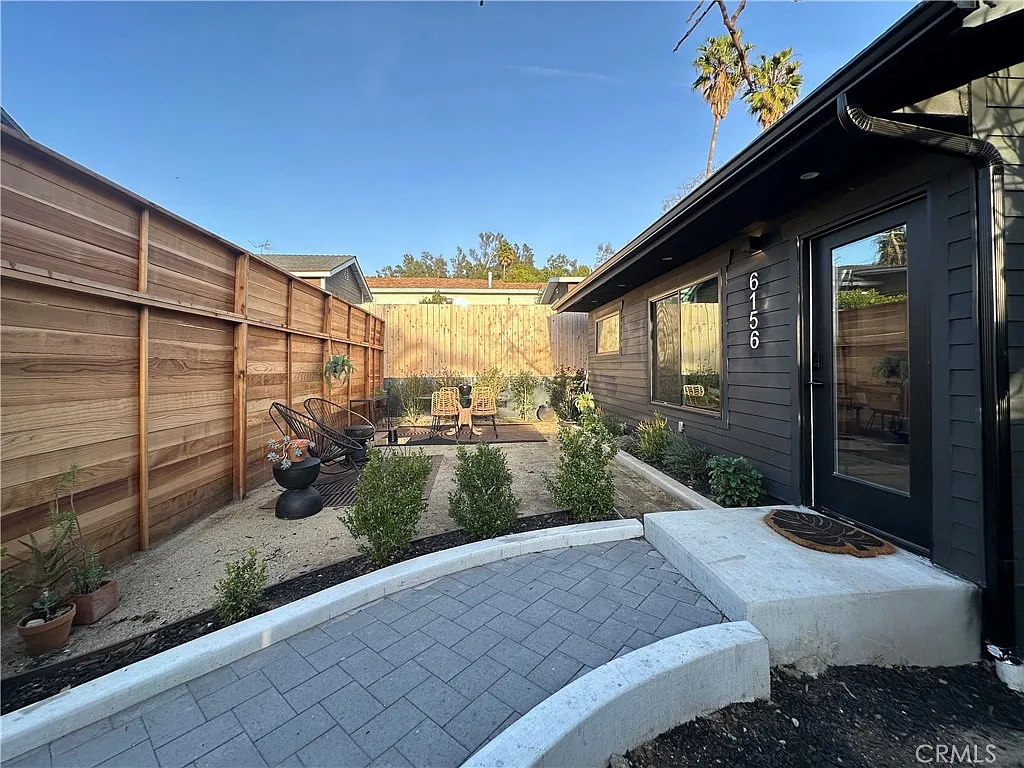 Building Photo - 6156 Burwood Ave