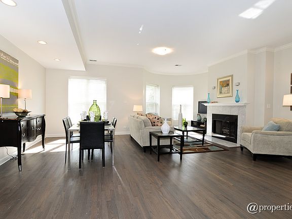 Living Room/Dining Room