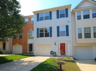 9424 Lanae Ln, Manassas Park, VA 20111