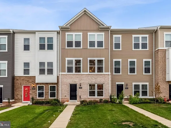 15055 Jaxton Square Ln, Haymarket, VA 20169