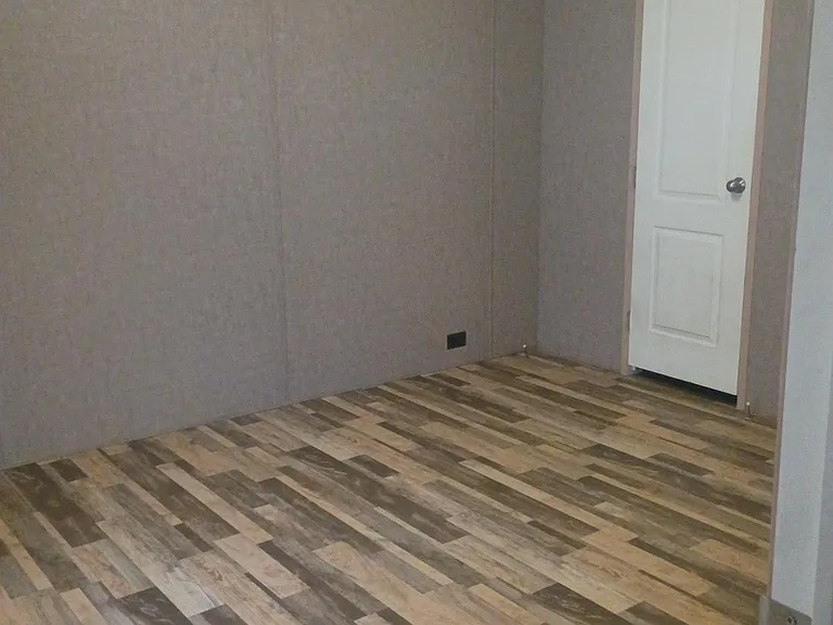 2222 E 8th St #16 — Photo 11