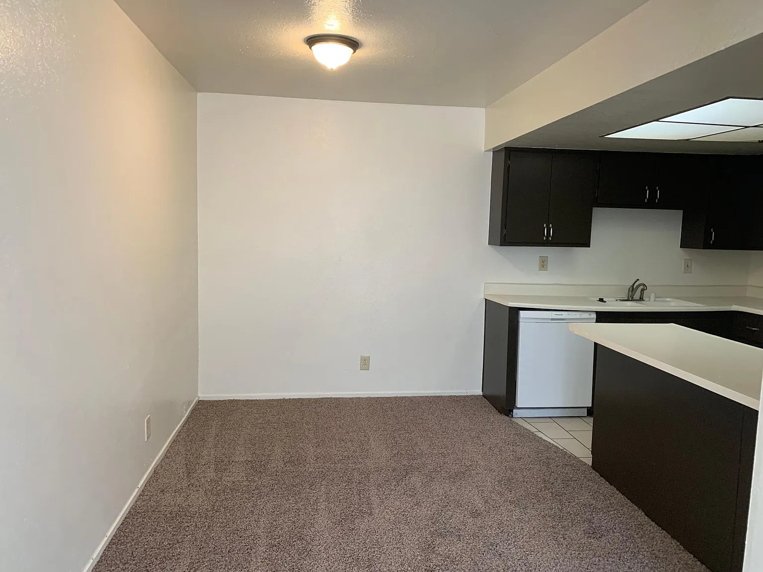 2 bed, 1132 sqft, $1,000 — Photo 2