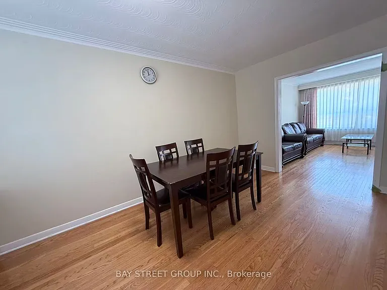 366 Highfield Rd — Photo 3