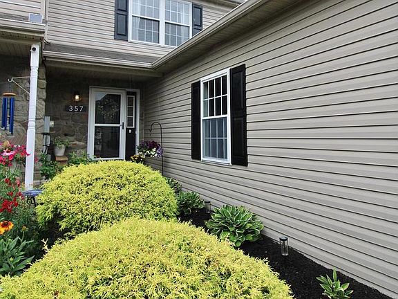 3rd image of 357 Deerfield Dr