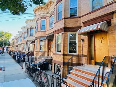 71-14 66th Pl, Ridgewood, NY, 11385