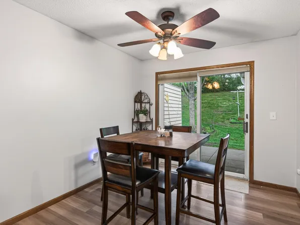 6710 Buckley Cir, Inver Grove Heights, MN 55076