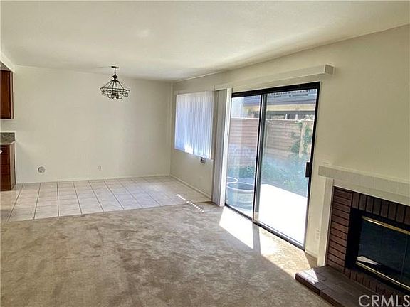 3rd image of 1108 Strawberry Ln