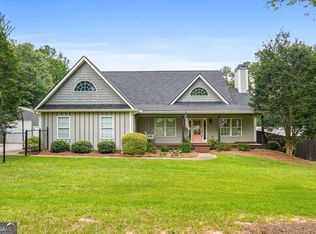 892 Morgan Dairy Rd, Milner, GA 30257