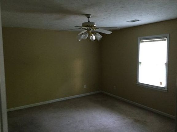 5th image of 372 Lee Road 850