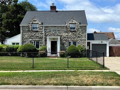 65 Surrey Lane, Hempstead, NY, 11550