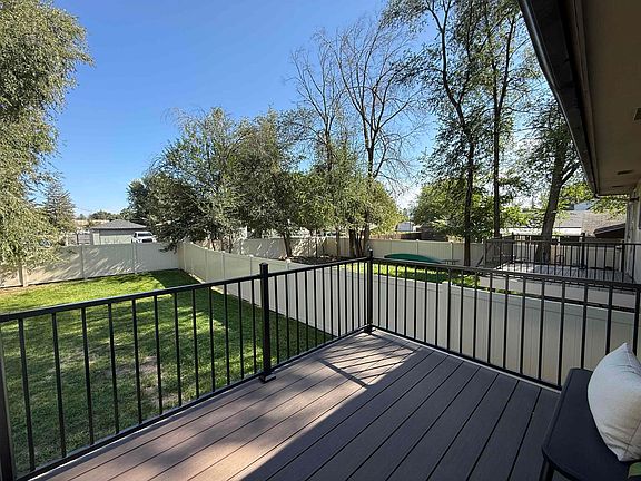 4th image of 416/418 N Skipworth Rd