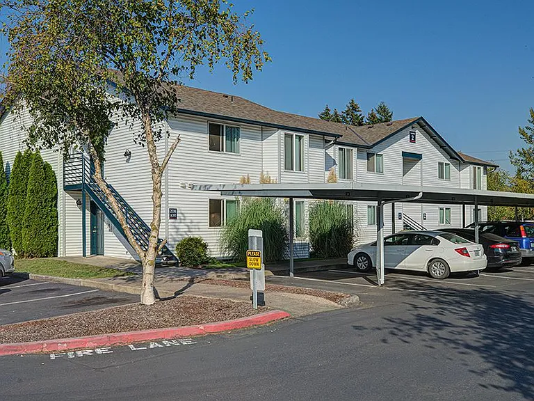 Veri on Sunnyview — Photo 17
