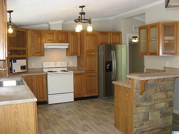 4th image of 64 Foothills Ln
