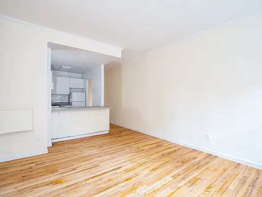 Rented by City Connections Realty | media 11