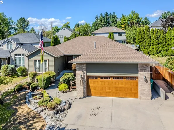 5295 SE Woodland Dr, Gresham, OR 97080