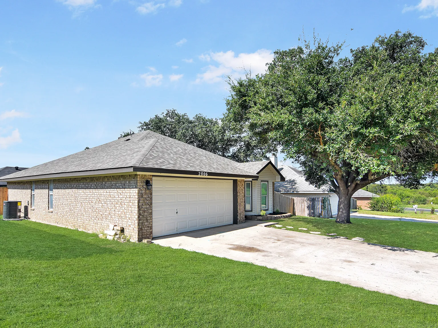 2806 Fieldstone Dr, Killeen — Photo 2