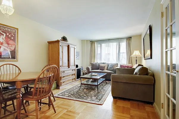 Sold by City Connections Realty | media 7