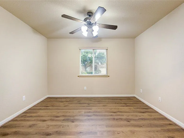 16702 Grovetrail Ln — Photo 11