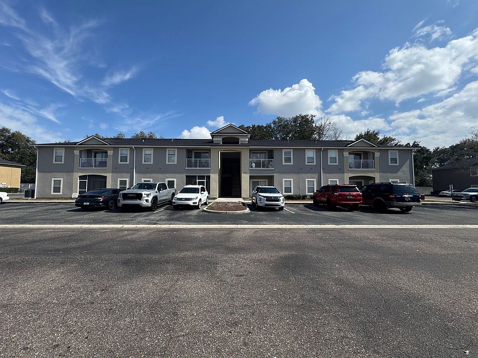 1st image of 5151 Playpen Dr Unit 3