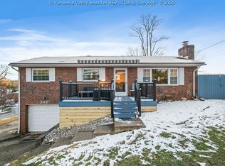 2002 Woodside Cir, Charleston, WV 25314