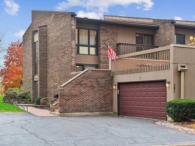 351 S Dominion Dr, Wood Dale, IL, 60191