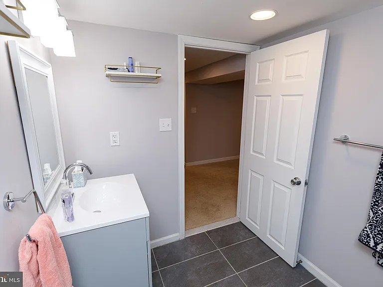 1113 Clifton St NW — Photo 40