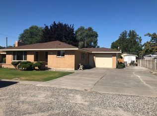 312 S Perry Pl, Kennewick, WA 99336