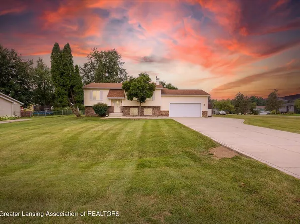 5990 Flamingo Dr, Jackson, MI 49201