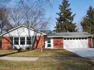 233 Basswood Dr, Naperville, IL 60540