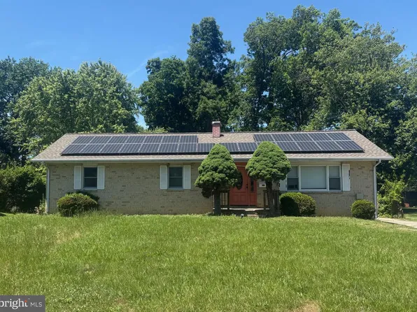 259 E Chatsworth Ave, Reisterstown, MD 21136