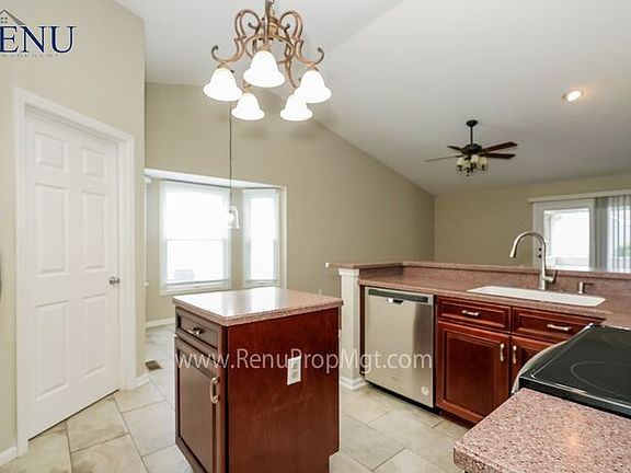 5th image of 3627 Camberwood Ct