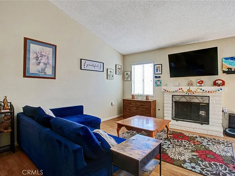 985 Sunrise St — Photo 11