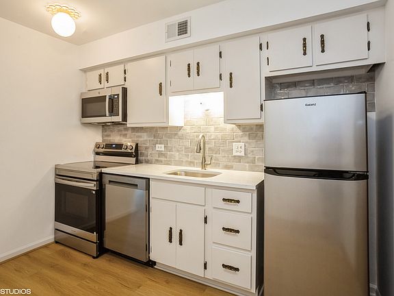 5th image of 9805 Bianco Ter APT F