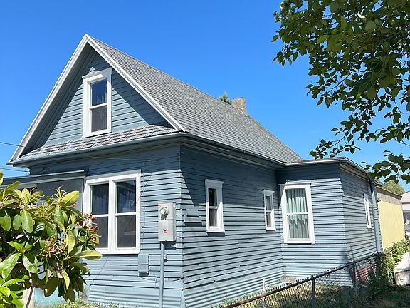 2nd image of 323 8th St