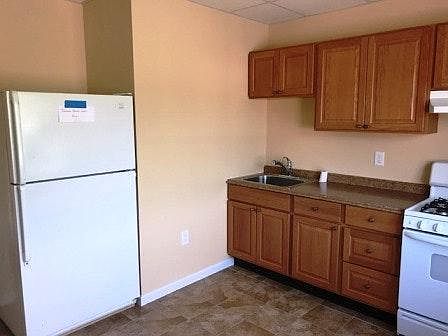 2nd image of 174 Washington Ave APT 4