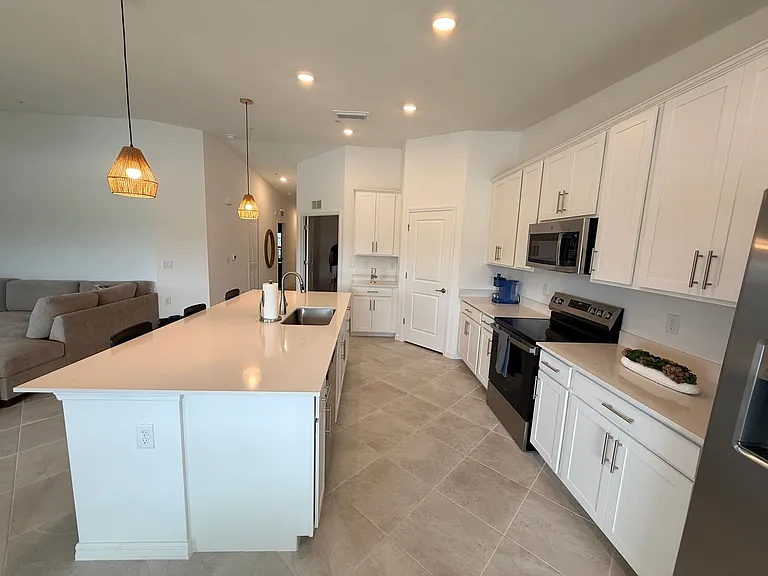 15175 Bluffton Ln #724 — Photo 5