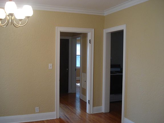 5th image of 1433 W 35th St Floor 1