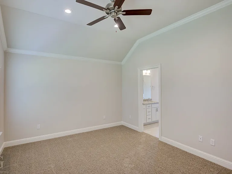 4204 Toledo Bend Dr — Photo 3