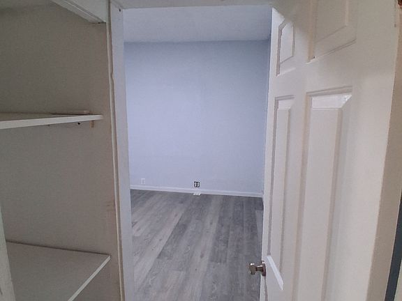 2nd image of 461 Lenrey Ave #1
