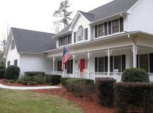 370 Srpatlin Mill Dr, Hull, GA 30646