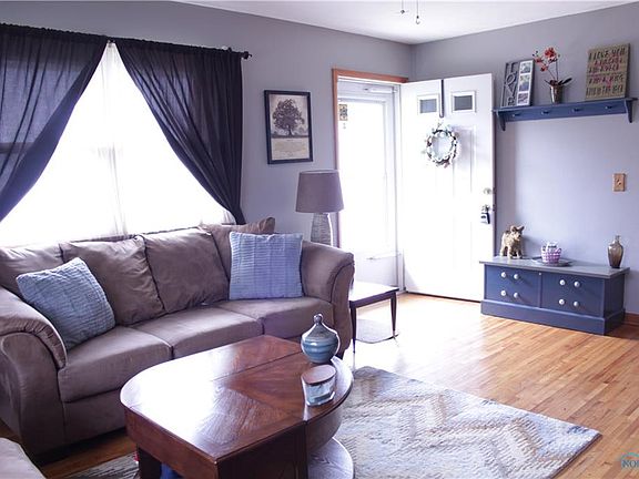 3rd image of 505 Pine St