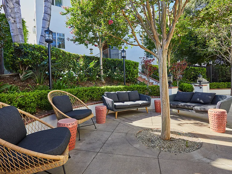 Outdoor Lounge