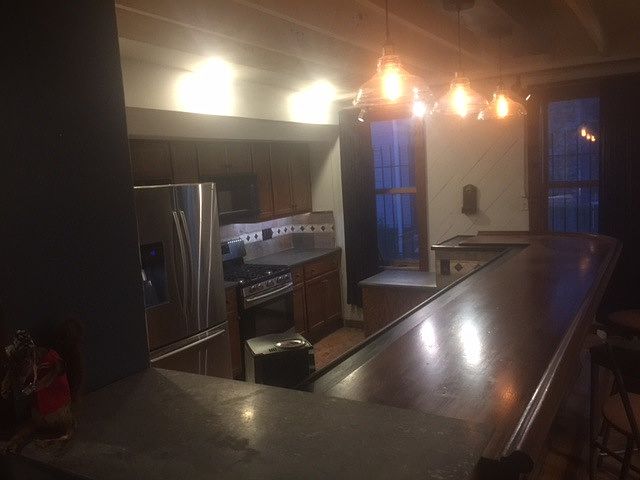 bar