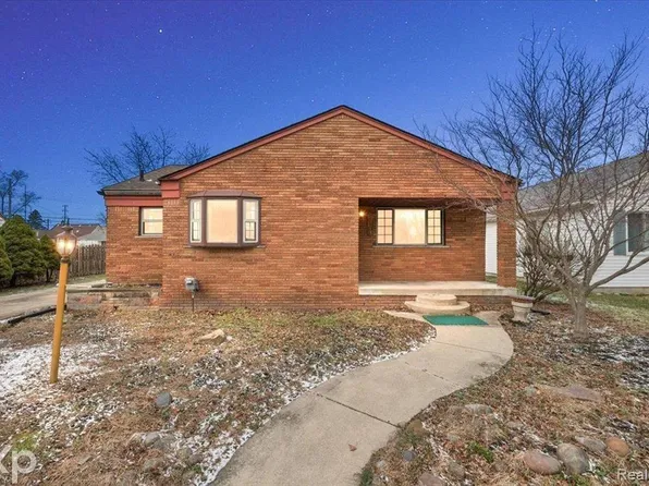 20811 Sunset Ave, Warren, MI 48091