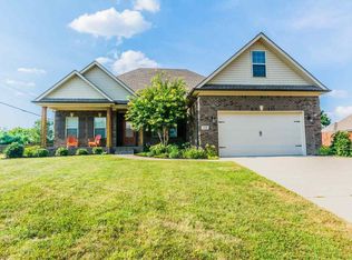 112 Hayden Heady Cir, Bowling Green, KY 42104