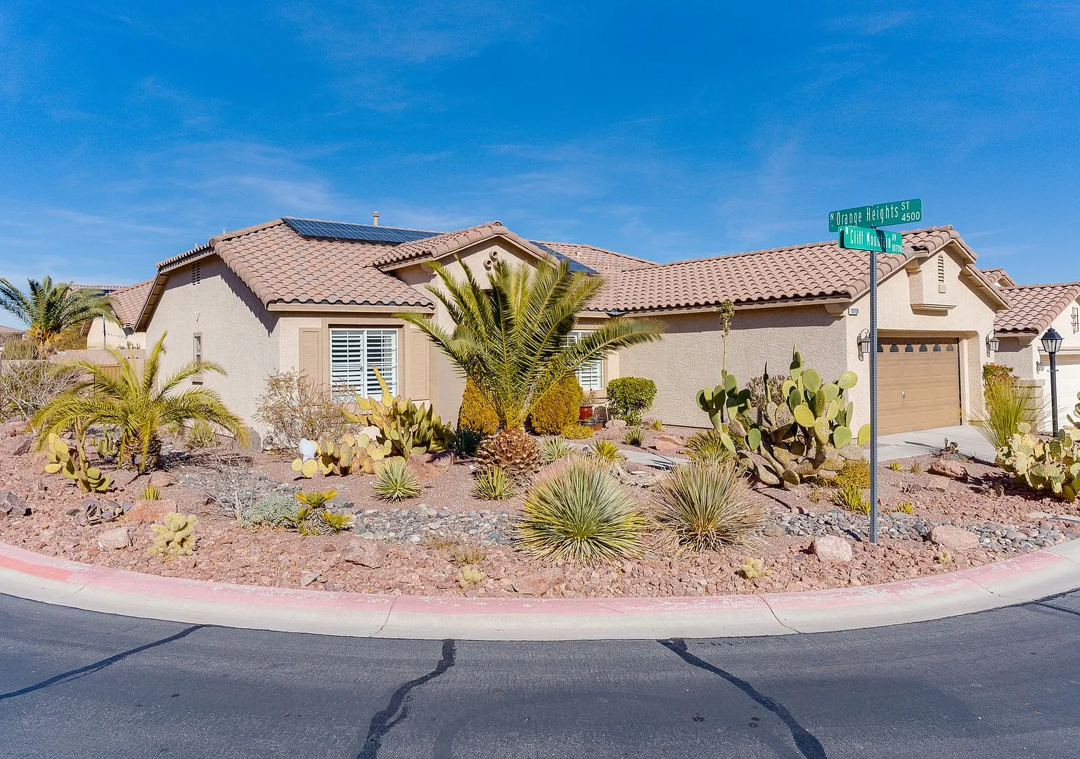 Fully Furnished Single-Story Gem in Gated Northwest Community! — Photo 4