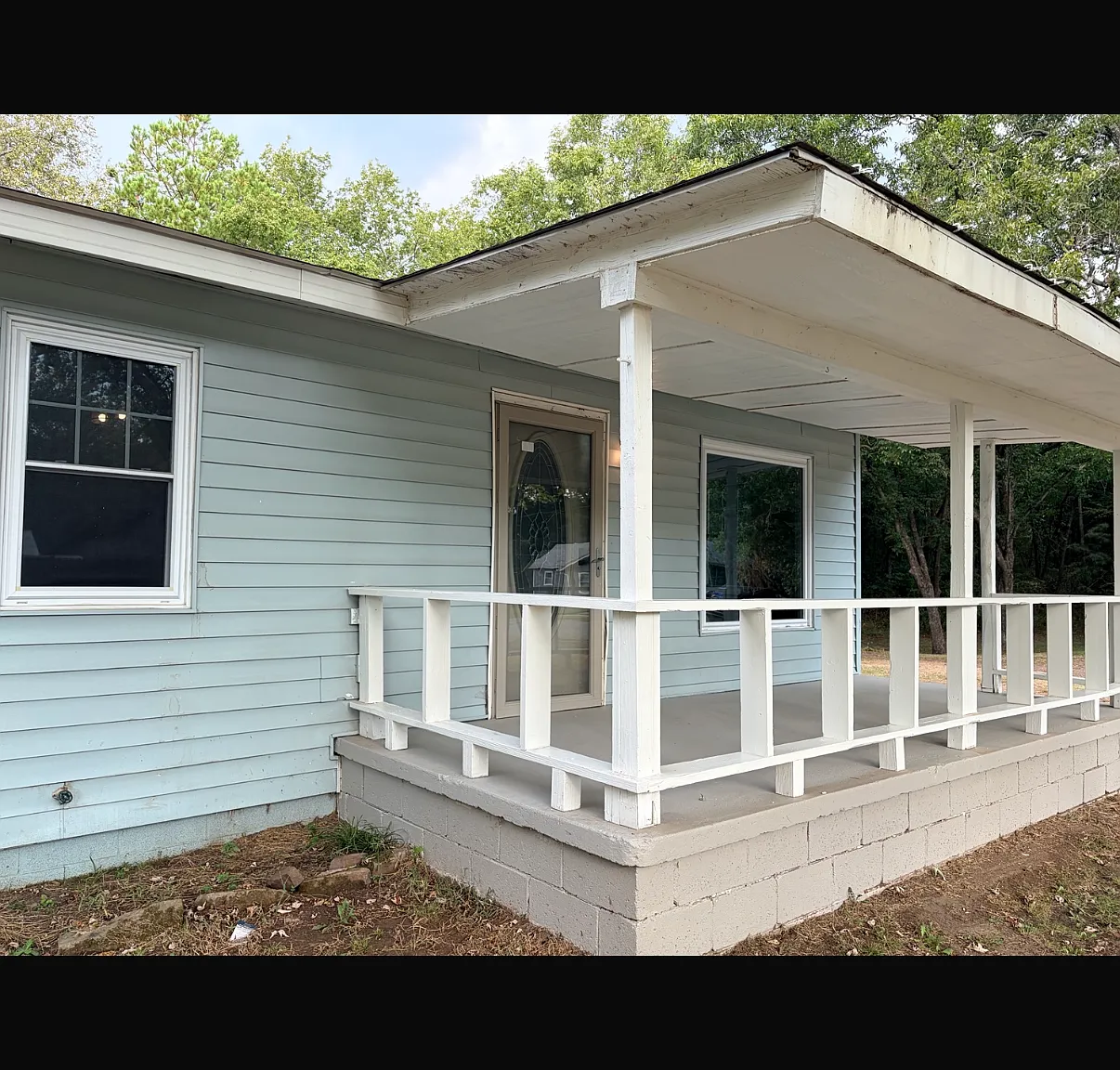 3 bed, 1152 sqft, $1,275 — Photo 1