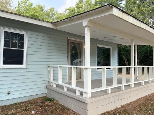 1007 S 7th St, Henryetta, OK 74437