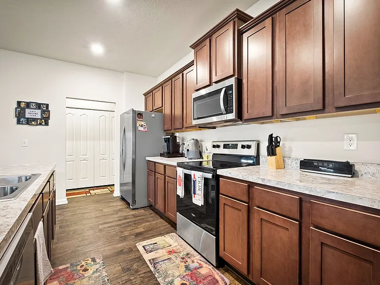 8036 Cape Fox Dr — Photo 1