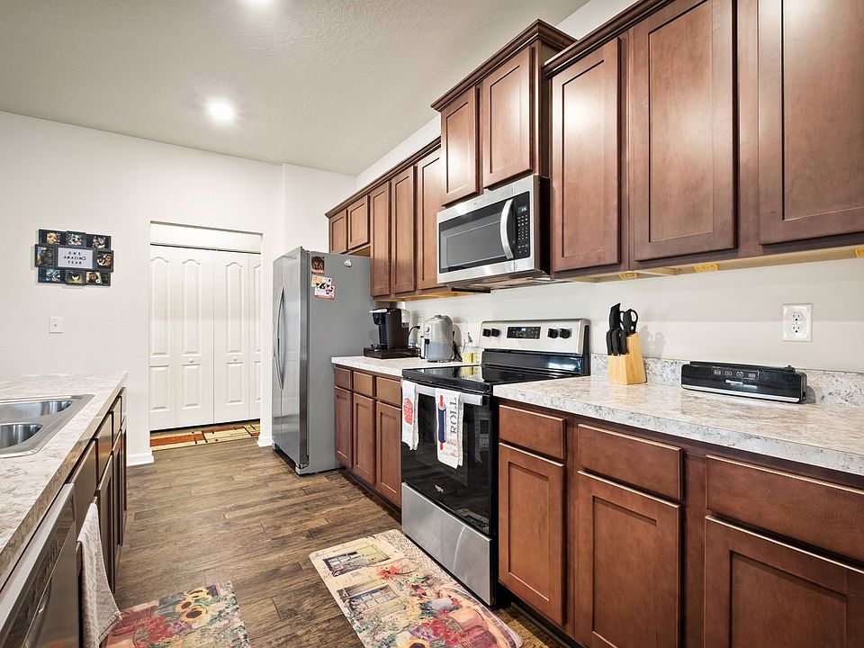 1st image of 8036 Cape Fox Dr